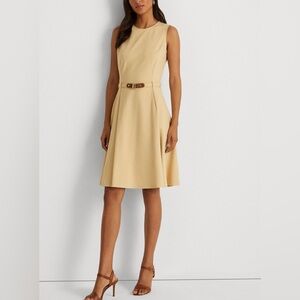 Lauren Ralph Lauren
Belted Ponte Dress